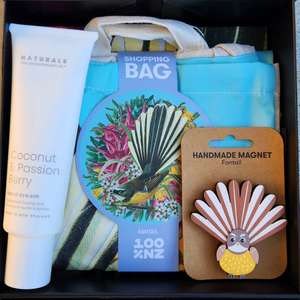 Gifts For Teachers: Pocketful of Fantails