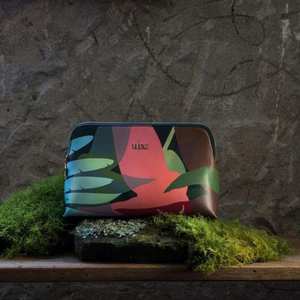 Flox Wai - Cosmetic Case Medium