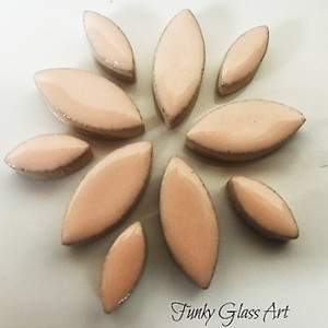 Ceramic Petals Pink FUNKY GLASS ART