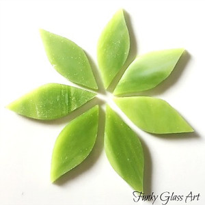 Products: Stained Glass Small Petals Green Tea FUNKY GLASS ART