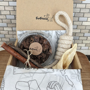 Products: FurFrienz Puppy Starter Treat Box: Ideal Selection for New Puppy Pawrents