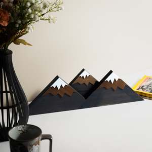 Layered Wooden Mountain Range – Freestanding Décor