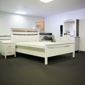 Joanna Bedroom Suite 4 Pieces (Queen Set)