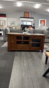 Bedroom Sales: Victoria Tv unit Medium-CLEARANCE