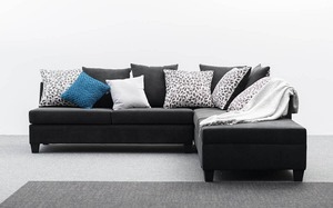 Plaza Lounge Suite with Ottoman