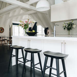 Fuji Barstool Black Oak (W39 D37 SD32 SH65CM)