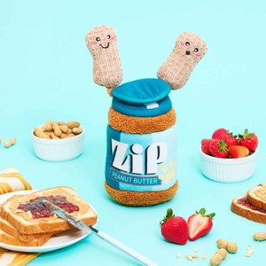 Play: 🥜Peanut Butter Jar Tug Toy