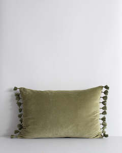 Velvets: Este Cushion