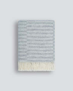 Pure Wool Throws: Noah Silver Throw
