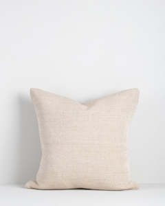 Magnus White/Natural Cushion