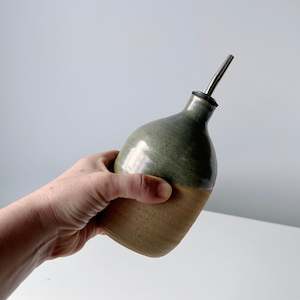 htf_exclude: Oil / Vinegar Pourer - kelp green