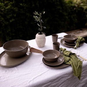 dinnerset: Essentials Dinner Set - Granite