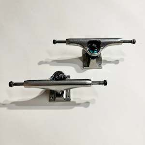 THUNDER TRUCKS POLISHED