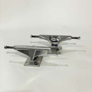 Trucks: VENTURE POLISHED TRUCKS HI