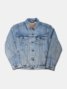 Mens Jackets: LEVIS THE TRUCKER JACKET