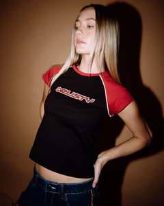 RUSTY ARCHIVED RAGLAN BABY TEE WMN