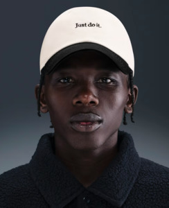 Accessories: NIKE CLUB HAT