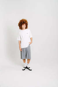 M Tshirts Longsleeves: CRATE BASIC SCRIPT BOXY TEE MENS
