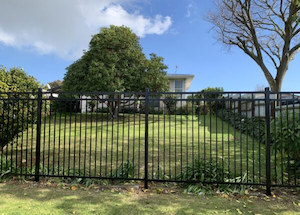 Products: Aluminium - Polo Fence - Future Outdoor