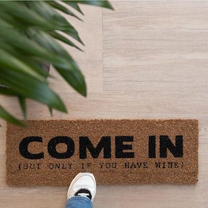Come In Wine Doormat - Natural/Black