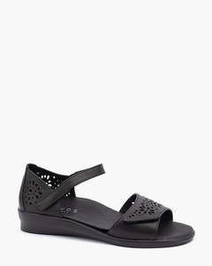Klouds: Klouds Tanya Sandal Black