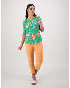 Vassalli Clothing: Vassalli Lush Round Neck Tee - Lush