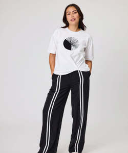 Duo: Duo Paige Tee - White w Black