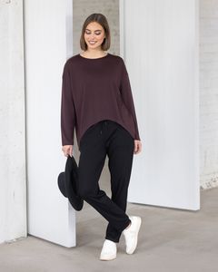 Tops Shirts Blouses: Vassalli Quinn Merino Top - Berry
