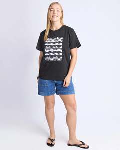 Tops Shirts Blouses: Elm Casa Cotton Tee - Black