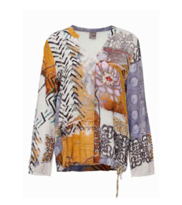 Products: Draw hem V top - Tops : Gaby's Warkworth - DOLCEZZA H23