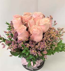 12 Pink Roses In Hat Box