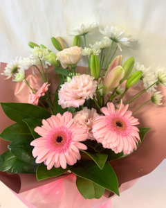 Graduation Flowers: Pink Graduation Bouquet