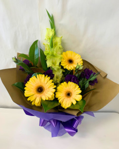 Graduation Flowers: Small Graduation Bouquet