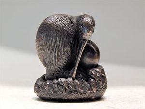 Doug Marsden: Mini 'Kiwi with Egg' bronze sculpture by Doug Marsden