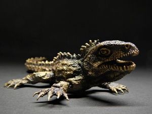 Ken Auton bronze Tuatara open jaw