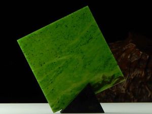 Products: Geoff Rankin 'On Point' Pounamu / Jade Sculpture