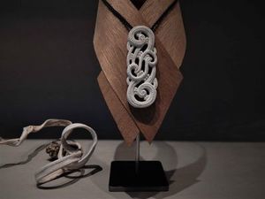 Products: Rangi Wills 'Manaia 2' bone carving