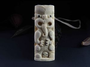 Products: Rangi Wills 'Poupou' bone carving