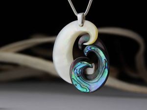 Neil Hanna pendant 816