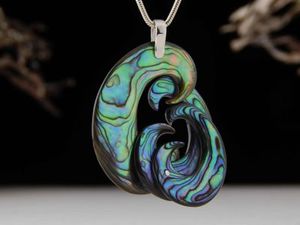 Neil Hanna: Neil Hanna pendant 843