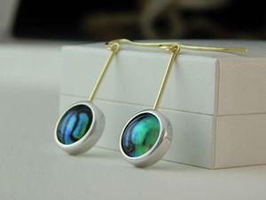 Katerina: Blue Pearl earrings 367