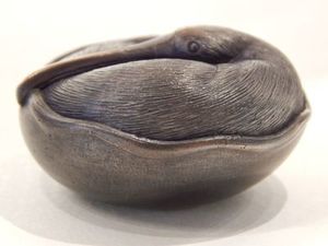 Nesting Kiwi' bronze sculpture by Doug Marsden