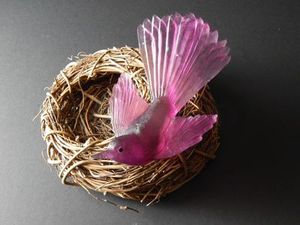 Luke Jacomb Studio cast glass 'Wall Birds: Lukeke Design Fantail gold amethyst colour