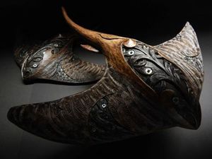 WHAI' Stingray carving by John Collins