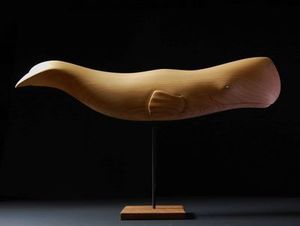 Doug Marsden: Doug Marsden Totara Whale sculpture