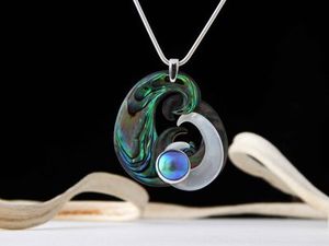 Neil Hanna pendant 912