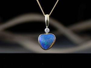 Crystal Opal pendant 450