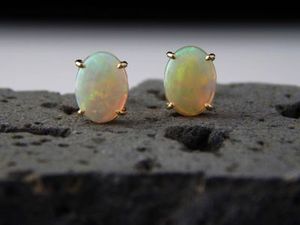 Katerina: White Opal earrings 01