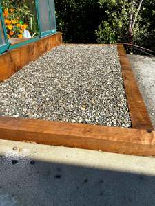 Decorative Stone: McKenzie / Mt Pisa Schist (8-14mm) - - - [20ltr Bag]