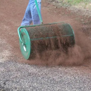 Topdress Compost Spreader / Landzie Roller 900mm - [Hire]